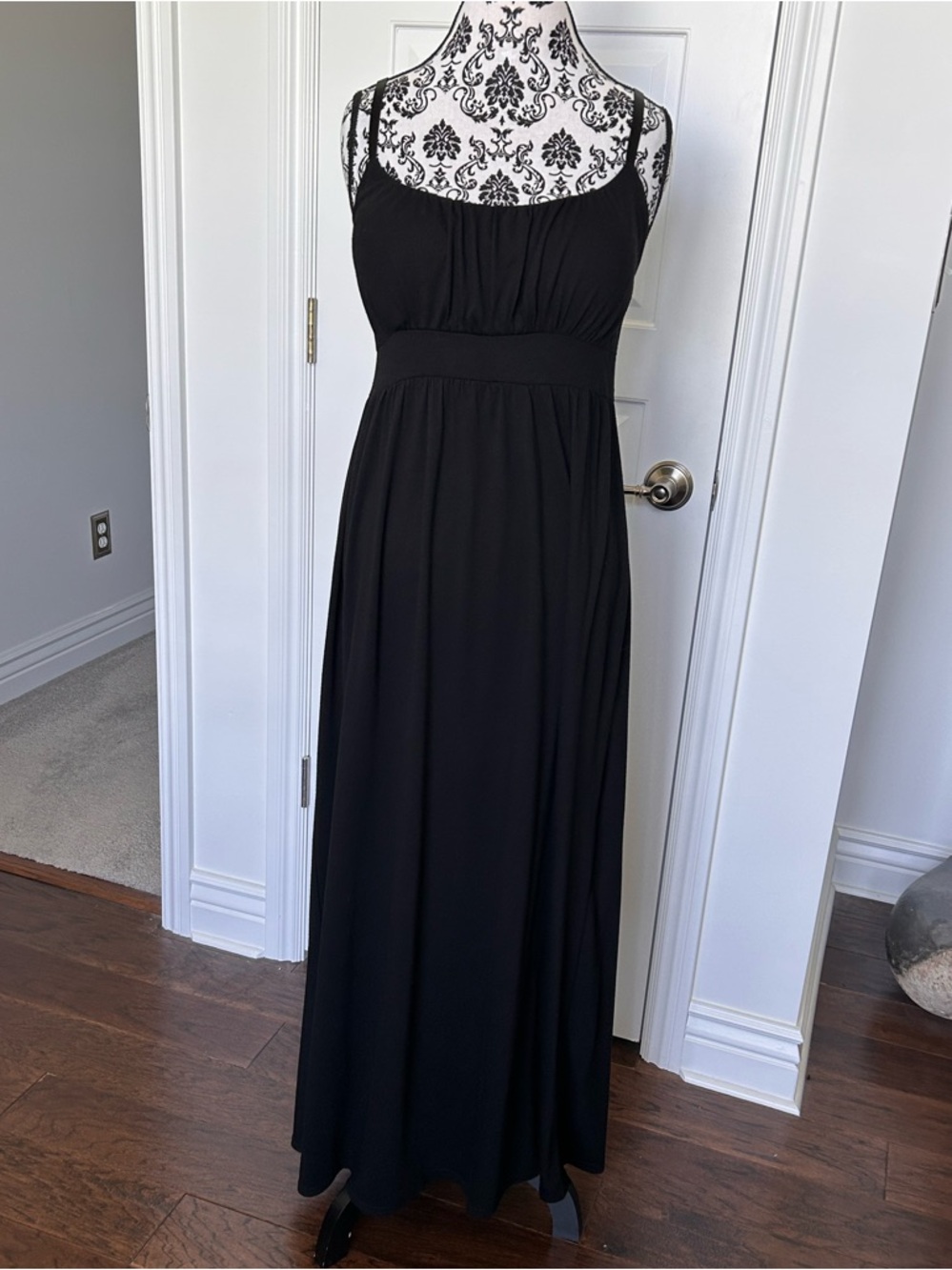 Allison Brittney sz Medium tshirt maxi dress